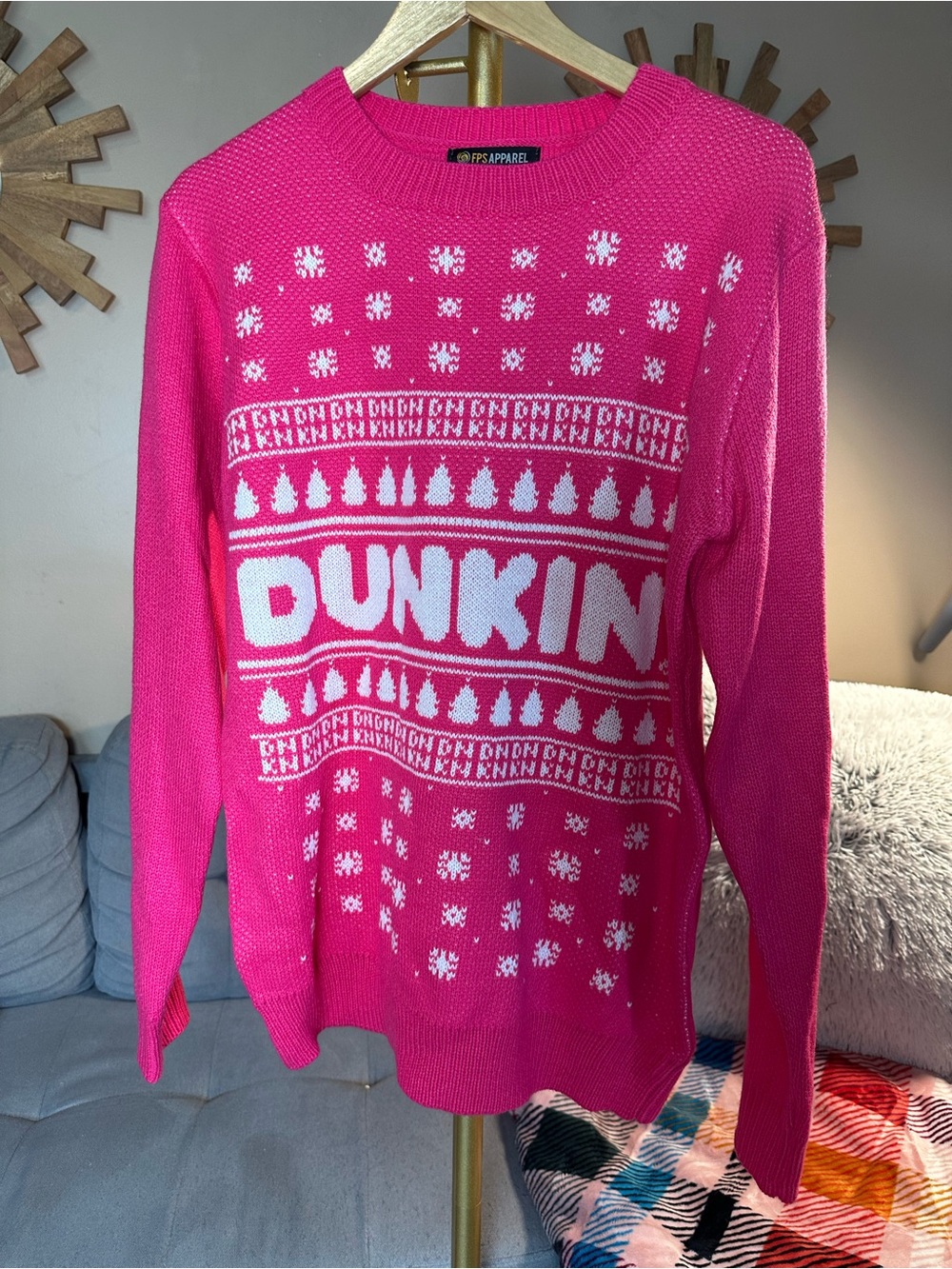 Dunkin' Donuts Viral Crewneck Fair Isle Holiday Sweater Pink Rare
